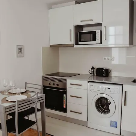 Central, Moderno E Luminoso - Self Check In Apartament *